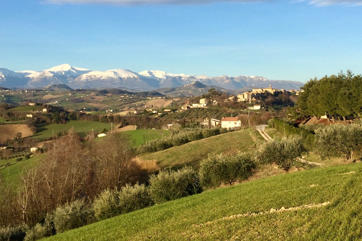#Lemarchemagic #mediaevalvillages #landscapes #rolling hills #Monteleone #Belmonte #Santavicttoria #Montelparo #adventures #travel
