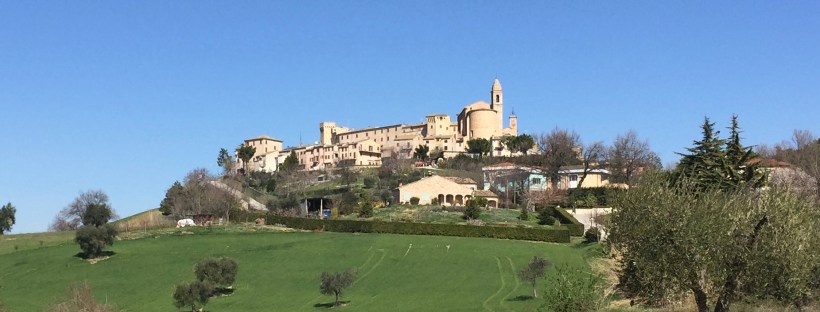 #lemarchemagic #medievalvillages #lemarche #Maglianoditenna #Magliano #castles #Moresco