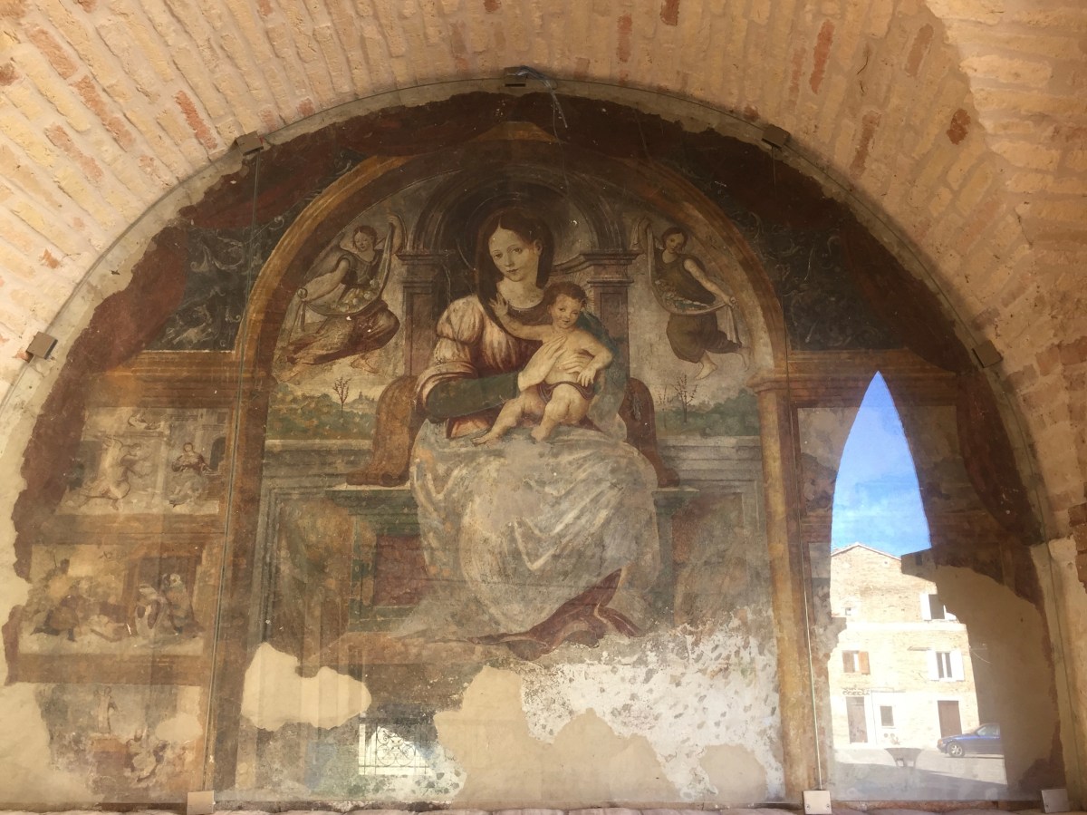 #lemarchemagic #medievalvillages #lemarche #Maglianoditenna #Magliano #castles #Moresco