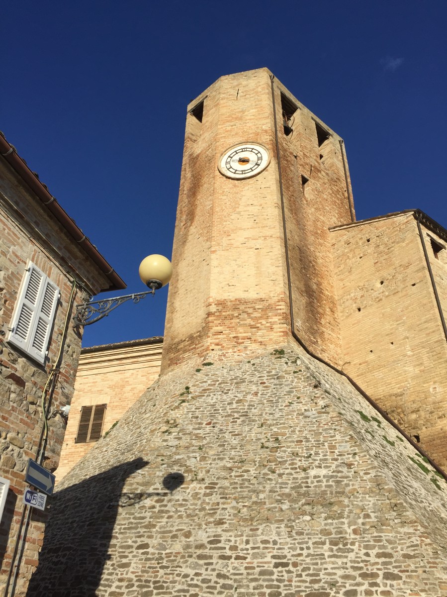 #Lemarchemagic #mediaevalvillages #landscapes #rolling hills #Monteleone #Belmonte #Santavicttoria #Montelparo #adventures #travel