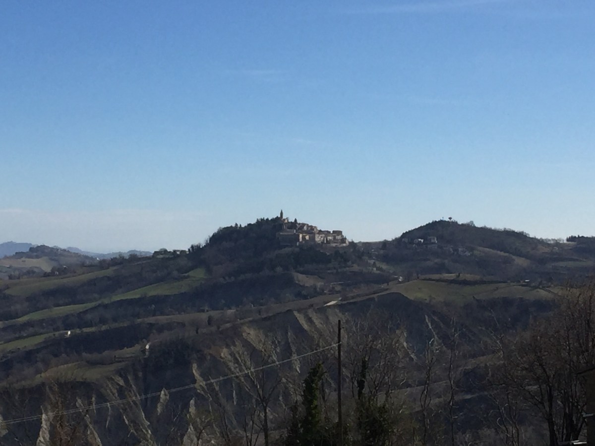 #Lemarchemagic #mediaevalvillages #landscapes #rolling hills #Monteleone #Belmonte #Santavicttoria #Montelparo #adventures #travel