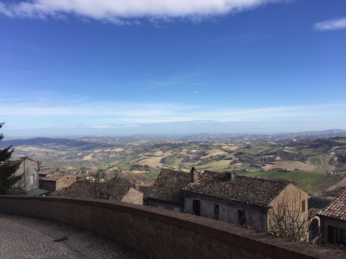 #Lemarchemagic #mediaevalvillages #landscapes #rolling hills #Monteleone #Belmonte #Santavicttoria #Montelparo #adventures #travel