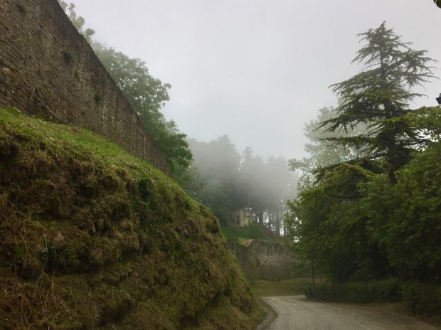 #LeMarcheMagic #MonteSanMartino #Madonnadell’Ambro #Smrillo #LavandaBlu #Petritoli #CarloCrivelli #VincenzoPagani #VittoreCrivelli #DrivingBackRoads #SacredChurch #AmazingArt