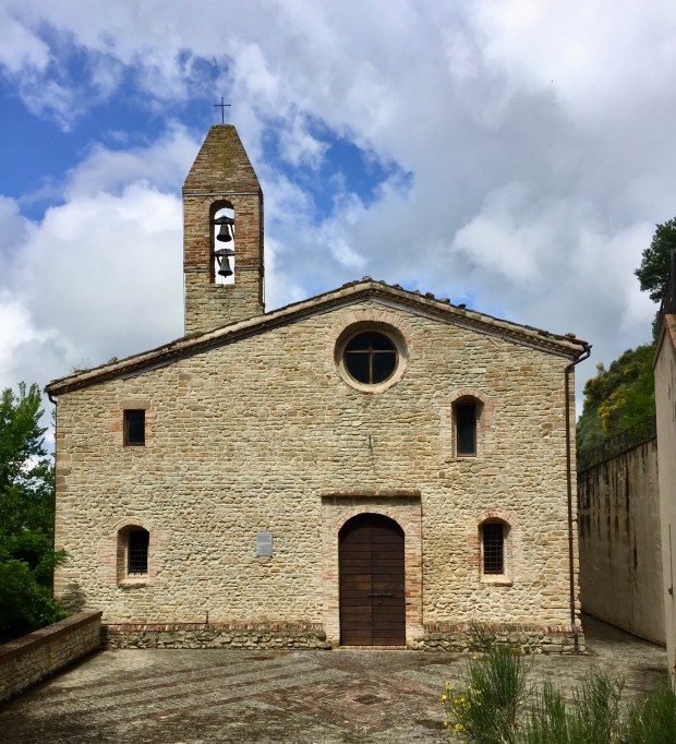 #LeMarcheMagic #MonteSanMartino #Madonnadell’Ambro #Smrillo #LavandaBlu #Petritoli #CarloCrivelli #VincenzoPagani #VittoreCrivelli #DrivingBackRoads #SacredChurch #AmazingArt