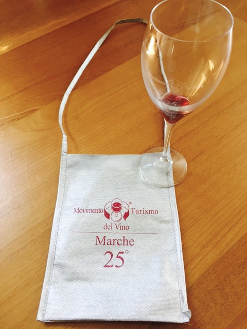 #LeMarcheMagic #Cantineaperte2017 #wine-tasting #OfficinaDelSole #Franco-Pecorino #Sensi-Passerina #VinoRossoFrutto #WineriesInLeMarche #WineLovers #RollingHills