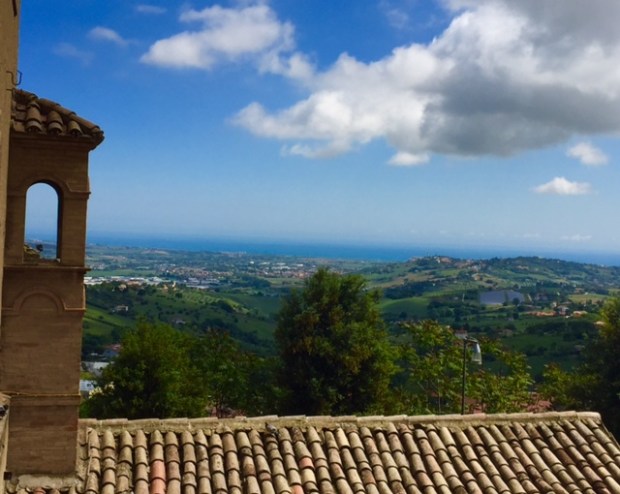 #lemarchmagic #lemarche #Recanati #GiacomoLeopardi #Italianvacation #themagic #views