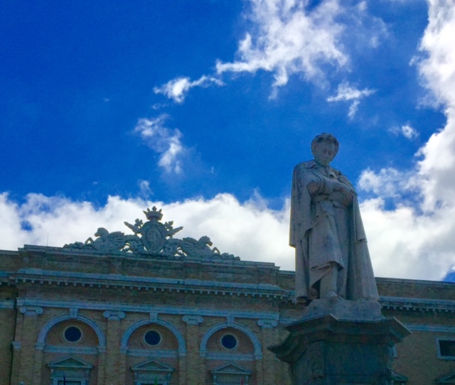 #lemarchmagic #lemarche #Recanati #GiacomoLeopardi #Italianvacation #themagic #views