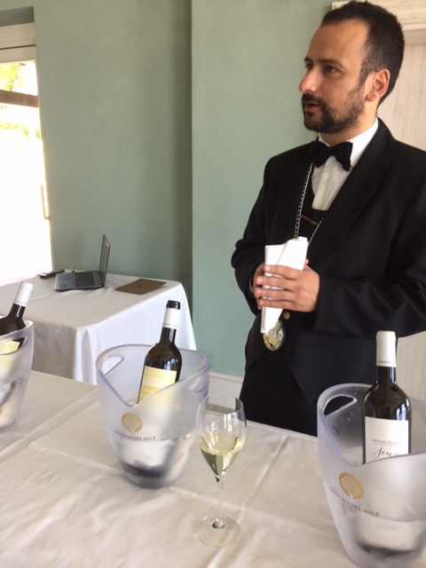 #LeMarcheMagic #Cantineaperte2017 #wine-tasting #OfficinaDelSole #Franco-Pecorino #Sensi-Passerina #VinoRossoFrutto #WineriesInLeMarche #WineLovers #RollingHills