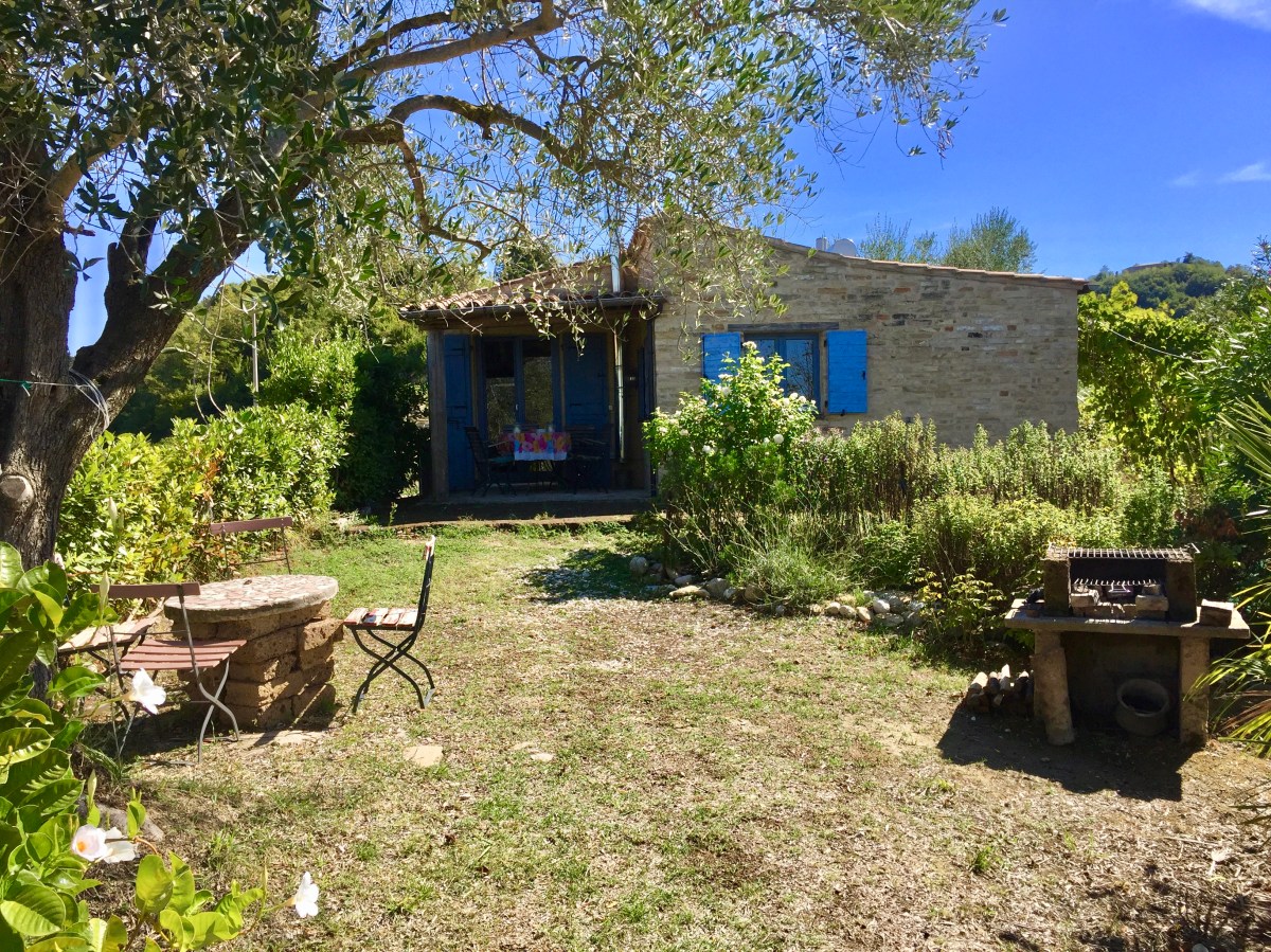 #lemarchemagic #lemarche #vacationhomes #wheretolaymyhead #medievalvillages #countrysideliving #countrycharm #italianrentals