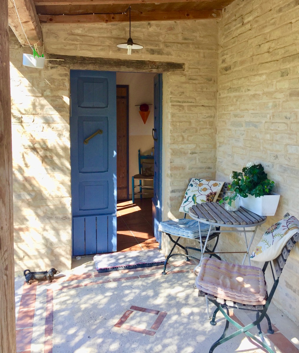 #lemarchemagic #lemarche #vacationhomes #wheretolaymyhead #medievalvillages #countrysideliving #countrycharm #italianrentals