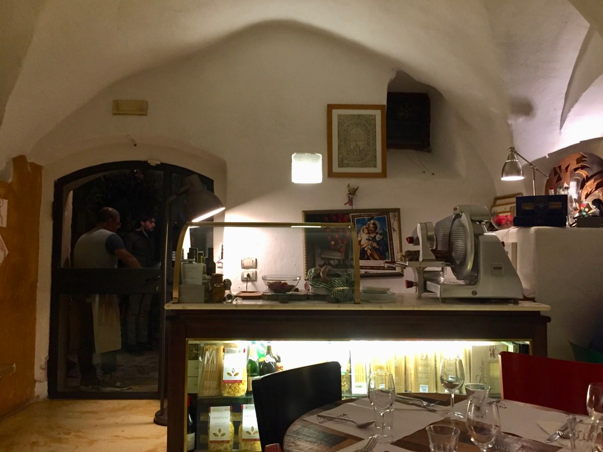 #lemarchemagic #AscoliPiceno #pepenero #cupramarittima #dinnersout #Italiantravel #Osteriapepenero