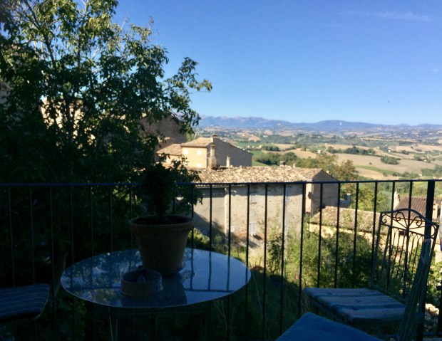 #lemarchemagic #lemarche #vacationhomes #wheretolaymyhead #medievalvillages