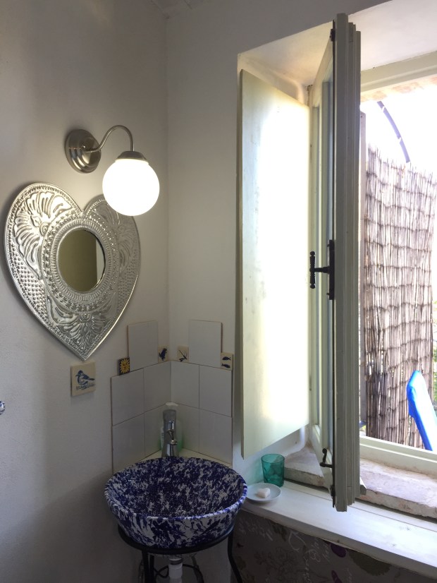 #lemarchemagic #lemarche #vacationhomes #wheretolaymyhead #medievalvillages