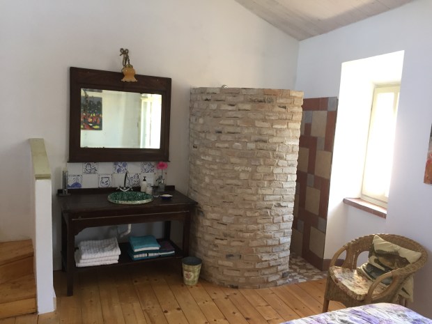 #lemarchemagic #lemarche #vacationhomes #wheretolaymyhead #medievalvillages