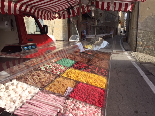 #montemonaco #sibillininationalpark #ascolipiceno #lemarchemagic #chestnuts #sagras #italianvacations #offthebeatenpath #lemarche #adventures