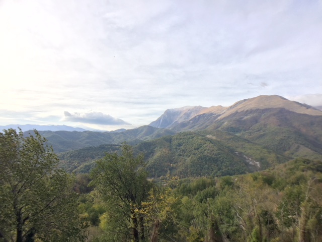 #montemonaco #sibillininationalpark #ascolipiceno #lemarchemagic #chestnuts #sagras #italianvacations #offthebeatenpath #lemarche #adventures