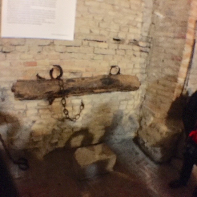 #lemarche #lemarchemagic #gradaraitaly #medievalvillages #castles #pesarourbino #PU #francescaepaolo #eurpeancamperadventures