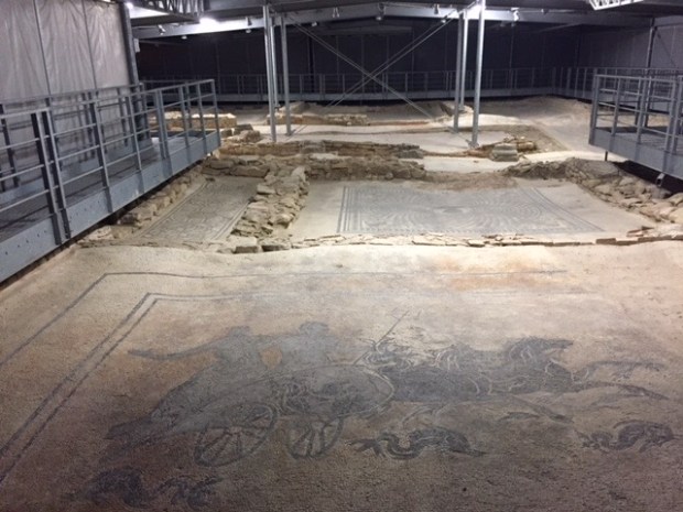 #lemarche #lemarchemagic #fermignano #medievalvillages #castles #pesarourbino #furlopass #eurpeancamperadventures #romanbridges #gloadelfurlo #santangeloinvado #domusdelmito #fiumemetauro #rivercandigliano #apenninemountains