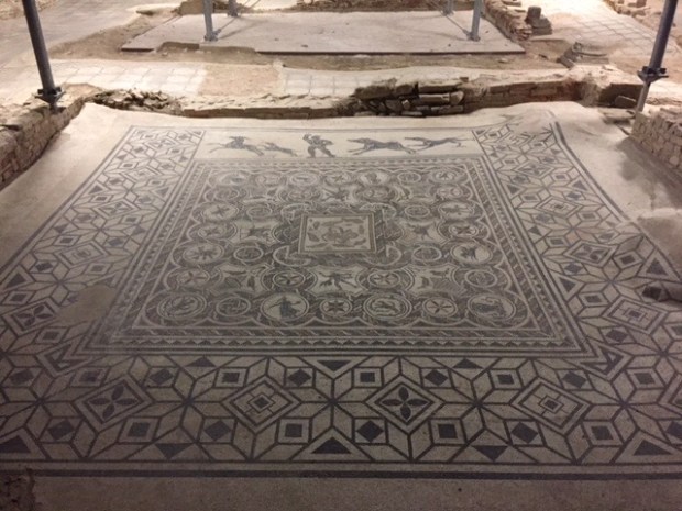 #lemarche #lemarchemagic #fermignano #medievalvillages #castles #pesarourbino #furlopass #eurpeancamperadventures #romanbridges #gloadelfurlo #santangeloinvado #domusdelmito #fiumemetauro #rivercandigliano #apenninemountains