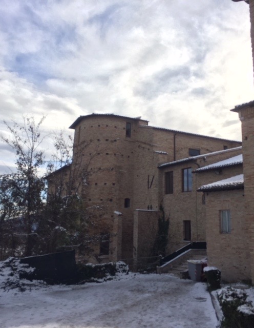 #lemarche #lemarchemagic #fermignano #medievalvillages #castles #pesarourbino #furlopass #eurpeancamperadventures #romanbridges #goladelfurlo #santangeloinvado #domusdelmito #fiumemetauro #rivercandigliano #apenninemountains #urbino